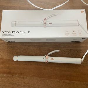 T3 - 1 Inch Professional Curling Iron